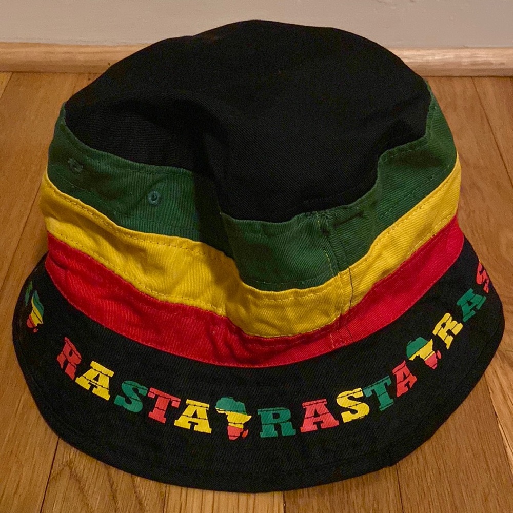 Bucket Hat